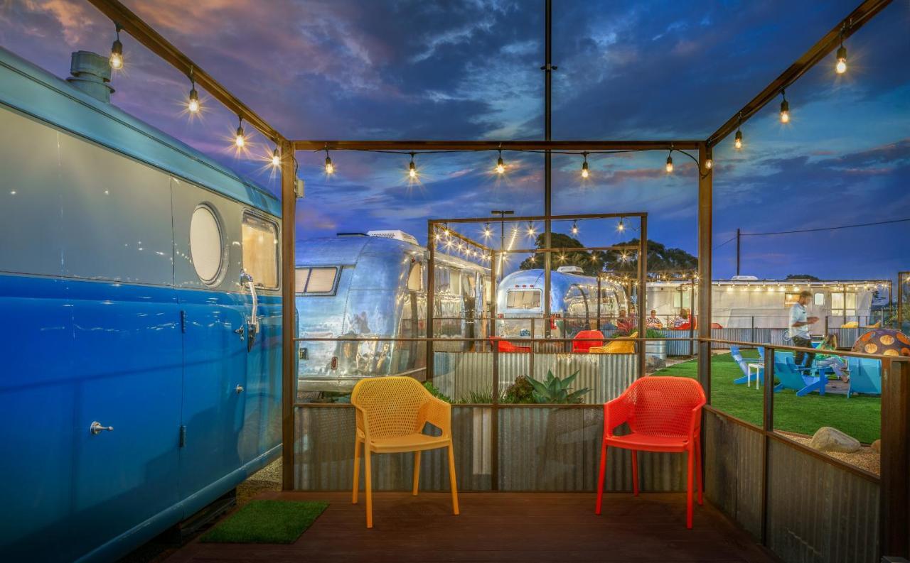 Waypoint Ventura Hotel Ngoại thất bức ảnh